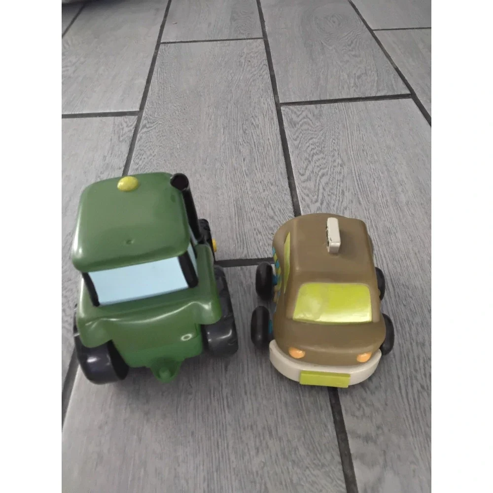 Tomy Johnny Tractor and Friends Toy Vehicle Set Green Tractor and Brown Van - Picture 2 of 4